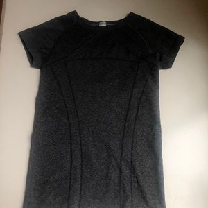 Ivivva girls athletic T-shirt size 10